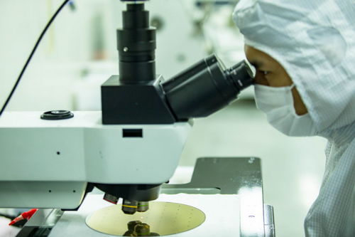 產(chǎn)品遠(yuǎn)銷國內(nèi)外 四川矽芯微科技車間生產(chǎn)忙